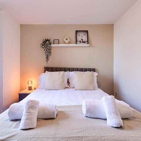 Stunning 1 Bed Apartment In The Heart Of Στόκπορτ Εξωτερικό φωτογραφία